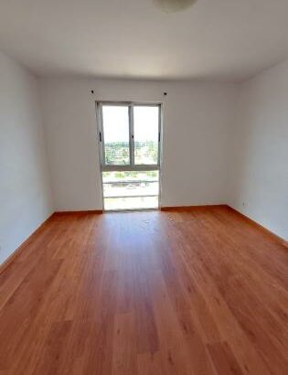 Arrenda se apartamento novo tipo 3 com suite mais 2wc no condominio do zimperto tem piscina comum e park infantil