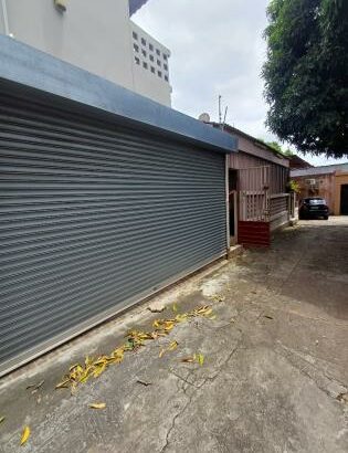 Vende se moradia vivenda nova tipo 5 com anexos cave, garagem quintal no bairro central   na avenida emilia dausse proximo da vladmir lenine