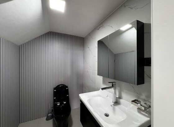 ARRENDA-SE APARTAMENTO DUPLEX T-3, SUITE, COZINHA MODERNA EQUIPADA, NO TRIUNFO A 120.000 MTS