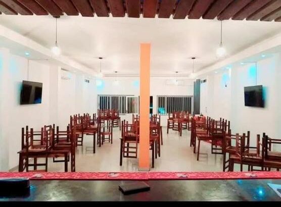 🍽️ 𝙍𝙚𝙨𝙩𝙖𝙪𝙧𝙖𝙣𝙩𝙚/𝘽𝙖𝙧 𝙖 𝙑𝙚𝙣𝙙𝙖 – 𝙈𝙖𝙧𝙧𝙖𝙘𝙪𝙚𝙣𝙚! 📍 𝘼𝙤 𝙡𝙖𝙙𝙤 𝙙𝙤 𝙈𝙚𝙧𝙘𝙖𝙙𝙤 𝙙𝙚 𝙋𝙚𝙞𝙭𝙚 (𝙧𝙤𝙩𝙖 𝙙𝙖 𝙈𝙖𝙘𝙖𝙣