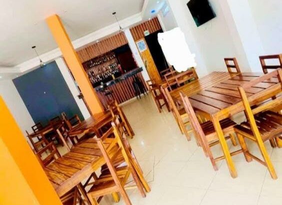 🍽️ 𝙍𝙚𝙨𝙩𝙖𝙪𝙧𝙖𝙣𝙩𝙚/𝘽𝙖𝙧 𝙖 𝙑𝙚𝙣𝙙𝙖 – 𝙈𝙖𝙧𝙧𝙖𝙘𝙪𝙚𝙣𝙚! 📍 𝘼𝙤 𝙡𝙖𝙙𝙤 𝙙𝙤 𝙈𝙚𝙧𝙘𝙖𝙙𝙤 𝙙𝙚 𝙋𝙚𝙞𝙭𝙚 (𝙧𝙤𝙩𝙖 𝙙𝙖 𝙈𝙖𝙘𝙖𝙣