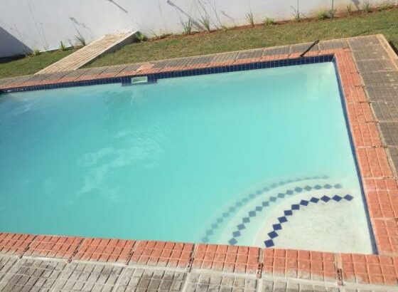 Arrenda-se Moradia independente T3 quartos suíte num condomínio fechado de 19 casas na Matola rio.