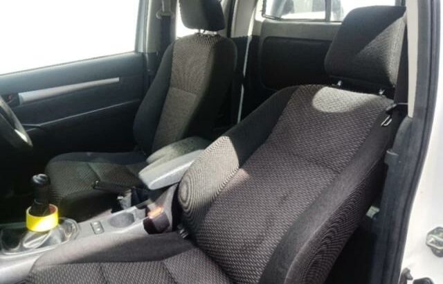 Venda de veiculo marca Torota, modelo hillux.