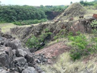 Pedreira 38,5 Hectares Moamba Matsekenha: Trespasse