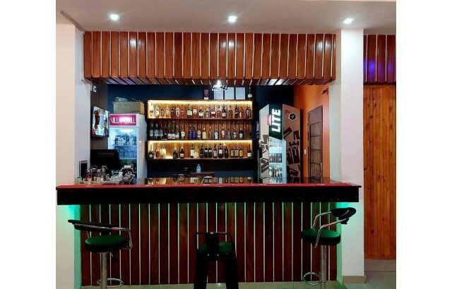 𝙍𝙚𝙨𝙩𝙖𝙪𝙧𝙖𝙣𝙩𝙚/𝘽𝙖𝙧 𝙖 𝙑𝙚𝙣𝙙𝙖 – 𝙈𝙖𝙧𝙧𝙖𝙘𝙪𝙚𝙣𝙚