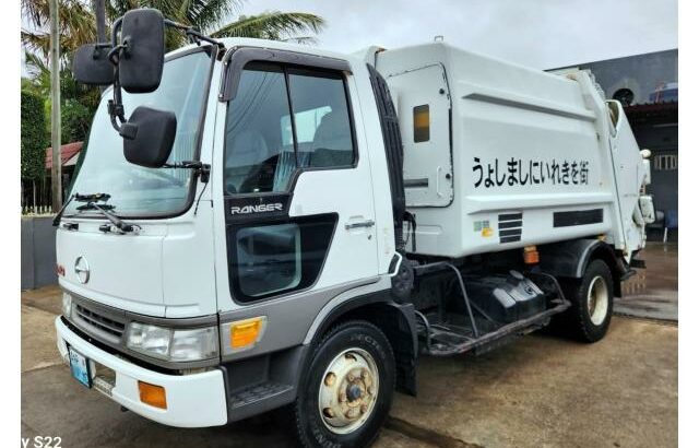 Hino Ranger Truck/Lixo