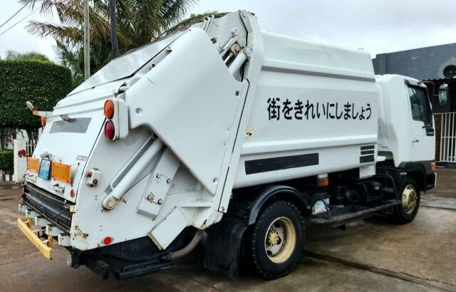 Hino Ranger Truck/Lixo