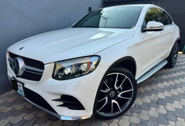 Mercedes GLC250 COUPE RECEM IMPORTADO