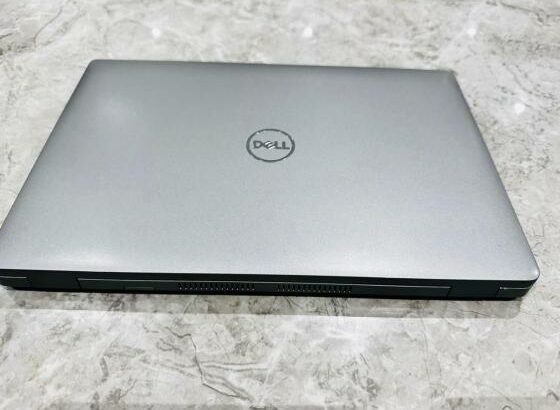 Dell Latitude 5430 13.3” i7 12th 16GB RAM 512GB SSD