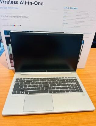 HP Probook 450 G8 15.6” i5 11th 8GB RAM 256GB SSD