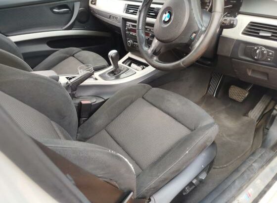 Vendo BMW 320i
Super clean
Motor seco
Ac on