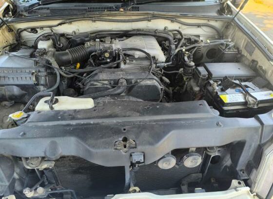 Vendo Modelo: Toyota Prado Aduaneiro
 Motor Seco 3.4ccc
Caixa Automática
Gasolina