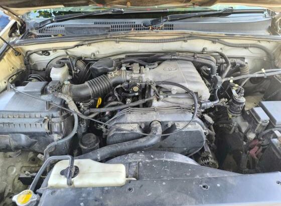 Vendo Modelo: Toyota Prado Aduaneiro
 Motor Seco 3.4ccc
Caixa Automática
Gasolina