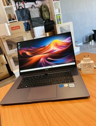 Lap Top Huawei MateBook D15 Novinho | Core I5-1135G7 2.40 GHZ | 8GB DDR4 SDRAM |512 GB SSD  | 15.6”Display |Intel Irex Xe Graphics💰Preço :30.000.00M