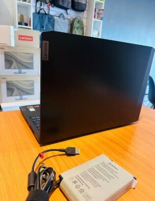 Lenovo Ideapad 3 Gamer 15.6” AMD Ryzen 5 5500H 32GB RAM 1TB SSD AMD Graphics 4GB e Nvidia GeForce RTX 2050 4GB Total 8GB
