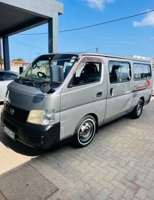 Nissan caravan 15 lugares pago sem problemas mecânicos