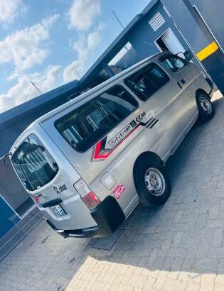 Nissan caravan 15 lugares pago sem problemas mecânicos