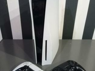 PS5 CD Edition + 2 Joystick