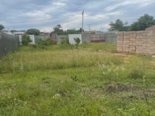 Vende-se  Terreno-20/40 Bairro Marracuene  Perto da vila pitanga  5minutos da estrada  Com,furo de água 💦  Documento-Duat. Preço-1.375,000.00MT