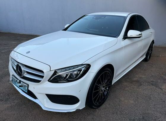 recem chegado MERCEDES BENZ C250 SPORT