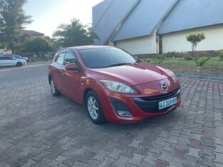 recem chegado MAZDA AXELA SPORT