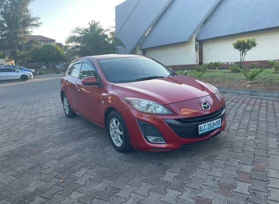 recem chegado MAZDA AXELA SPORT