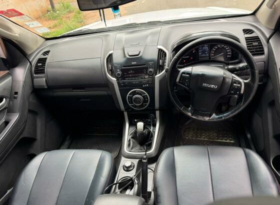 Isuzu D-TEQ 2018 Manual 4×4