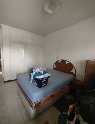 Vende-se Apartamento T3 2wcs, moderna, 3⁰ andar último num prédio curto no bairro da Coop, rua da França