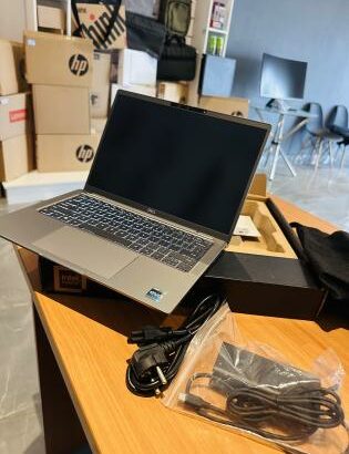 🔥 *Executivo Dell 7340 Novinho em Promoção * 🔥  ✨New With Box📦 ✨Ram 16GB DDR5 LPDDR5 ✨256 GB SSD NVME  ✨Intel EVO i5 13th *GERAÇÃO*  ✨13.3 Display