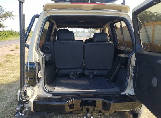 Mitsubishi Pagero 3.000. *6G72*  V6/•Gosolina e gás Manual 4X4