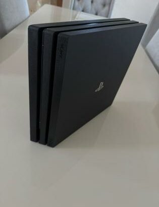 PS4 Pro 1TB Com GTA Sem Joy