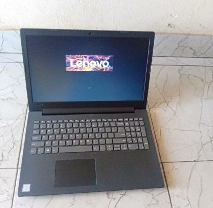 Laptop Lenovo IdeaPad 130-15IKB Intel Core i3-7020U (7°th Geração) 8GB Ram, 256GB SSD, Intel HD Graphics 620