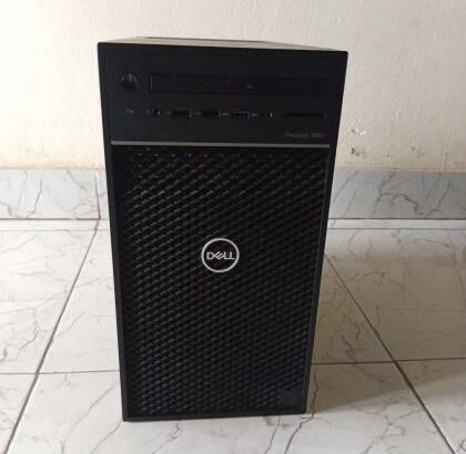 Desktop Professional DELL Precision 3630 Programadores, Arquitectos, Designer, Edição de vídeo em geral & IT Super Machine