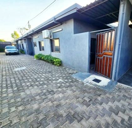 Vende-se Moradia Tipo 3 no Condomínio Liberdade