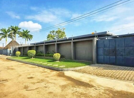 Vende-se Moradia Tipo 3 no Condomínio Liberdade