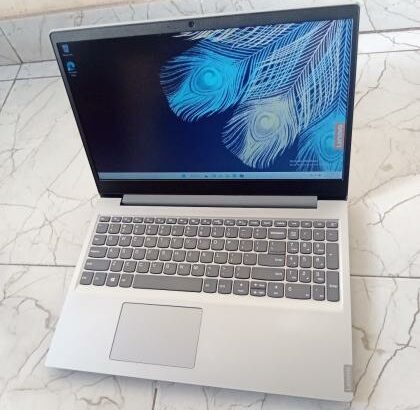 Laptop LENOVO Ideapad S145-15IIL Intel Core i7-1065G7 (10°th Geração) 8GB RAM & 512Gb SSD Intel Íris Plus