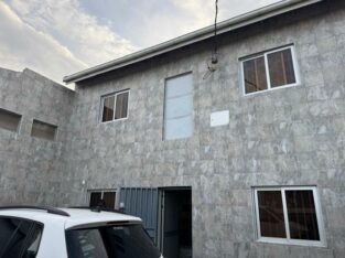 Armazem Arrendamento proximo as bombas Chicanuanine