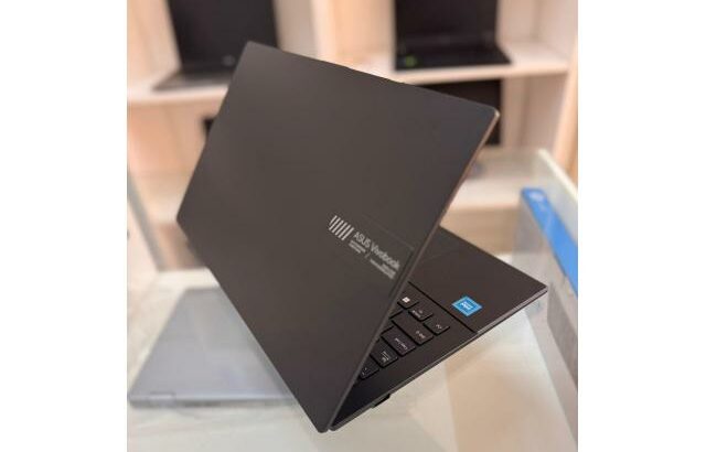 Laptop ASUS – VIVOBOOK Go 12° Gen, New out of Box.