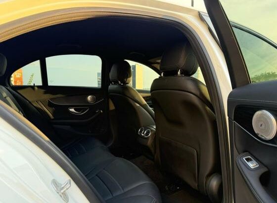 Mercedes C200 AMG Pack RECEM IMPORTADO