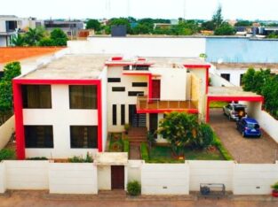 Moradia T4 À VENDA na Matola Tchumene 1 – Tchumizade