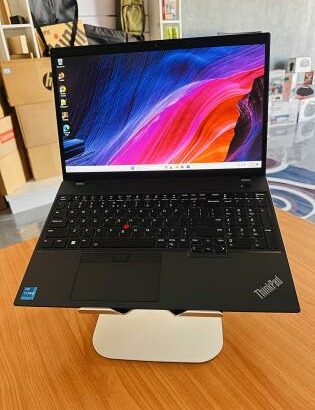 Atenção Atenção Chegou o seu Lap Top Semi Novo Ideal para Clientes que não andam de Chapa : LENOVO Thinkpad L15 Gen 4 Intel CORE I5-1335U 13 th Gen ,