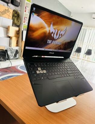 Atenção Gamers ,Programadores, Arquitetos e Designs a vossa hora de Brilhar e Trabalhar Com estilo + boa performance chegou Temos O Monstruoso: Asus T