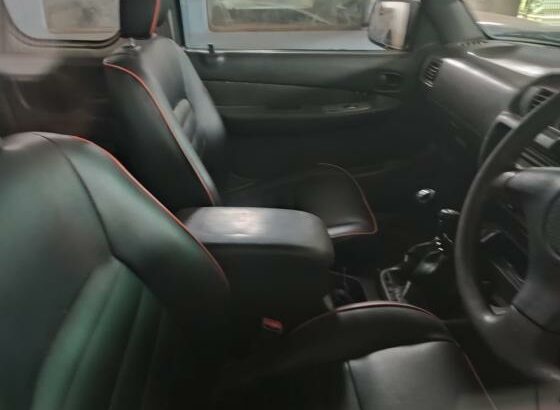 Ford ranger 2.5 Diesel Manual 4X4 Cabine meia