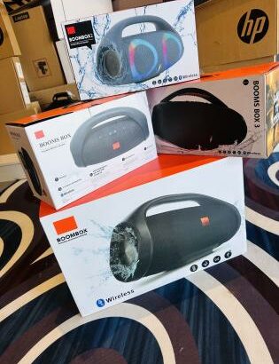 *JBL BOOMBOX EM Promoção *🔊 •BoomBox 1 – 3.500.00MT •Boombox 2 (RGB)  – 3.500.00MT •Boombox 3 – 4.000.00MT •Boombox 1 (Grande)- 10.500.00MT