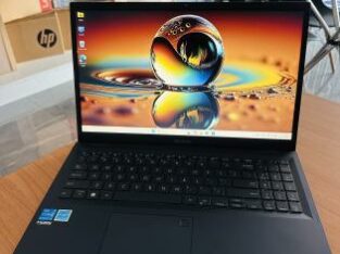 Lap Top em Promoção 12th Gen  Edição 2025 Moderno & Exclusivo  ASUS ExpertBook B150 Notebook PC,12th Generation,intel Core I5-1235U ,8GB DDR5 SDRAM,51