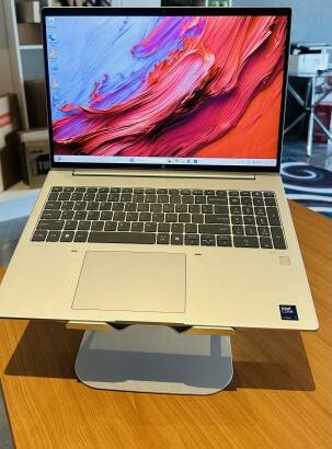 Lap Top Hp Probook 460 16 Inch G11 Notebook PC 15 th Generation Intel Core Ultra 7 155U (14CPUS )1.70 GHZ ,16 GB DDR5 SDRAM, 512 GB SSD , Limpinho Com