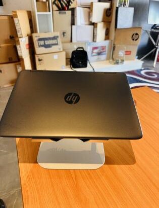 Lap Top Novo em Promoção HP ProBook 640 G2 Notebook PC Semi novo Intel Core I5-6300U 6th Gen 2.40 GHZ(4CPUs) 8GB DDR4 SDRAM , 500 GB SSHD , 14 polegad