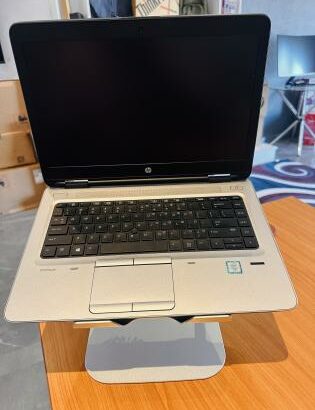 Lap Top Novo em Promoção HP ProBook 640 G2 Notebook PC Semi novo Intel Core I5-6300U 6th Gen 2.40 GHZ(4CPUs) 8GB DDR4 SDRAM , 500 GB SSHD , 14 polegad