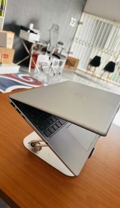 Lap Top Semi Novo HP Lap Top 15-fd0xxx 15.6 inch G9 Intel Core I5-1334U 13 th Gen  (12 CPUs)1.30GHZ , 16 GB DDR5” SDRAM , 1TBSSD , Intel UHD Graphics,