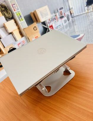 Lap Top Semi Novo HP Probook 450 15.6 inch G9 Intel Core I5-1335U 13 th Gen  (12 CPUs)1.30GHZ , 8 GB DDR5 SDRAM , 512 GB SSD , Intel UHD Graphics, Tec